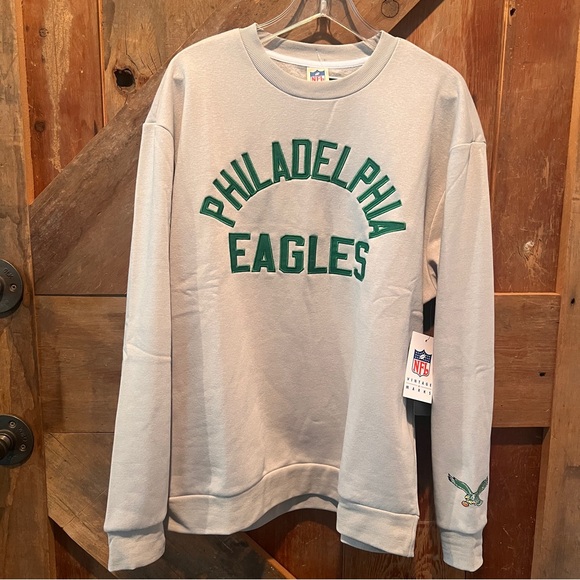 NFL Philadelphia Eagles Gray Crew Neck Kelly Green vintage style Sweatshirt NWT - Picture 3 of 5